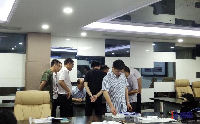 精益沙盤模擬準(zhǔn)備中 精益沙盤模擬準(zhǔn)備中