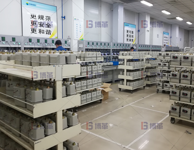 集中測試目視化及規劃，利用治具進行測試自動化設計